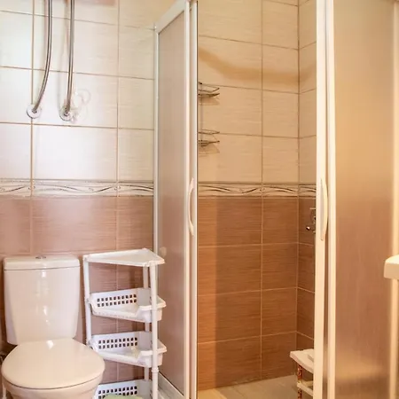 Otel Detached House With Garden In Cesme